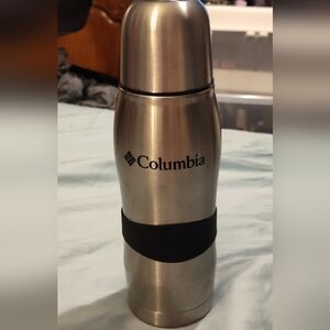 NEW! Columbia Thermos